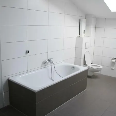 Monteurwohnung Satzvey Apartment *