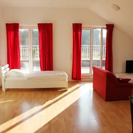 Апартаменты Monteurwohnung Satzvey Мехерних