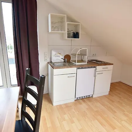 Monteurwohnung Satzvey 公寓 *